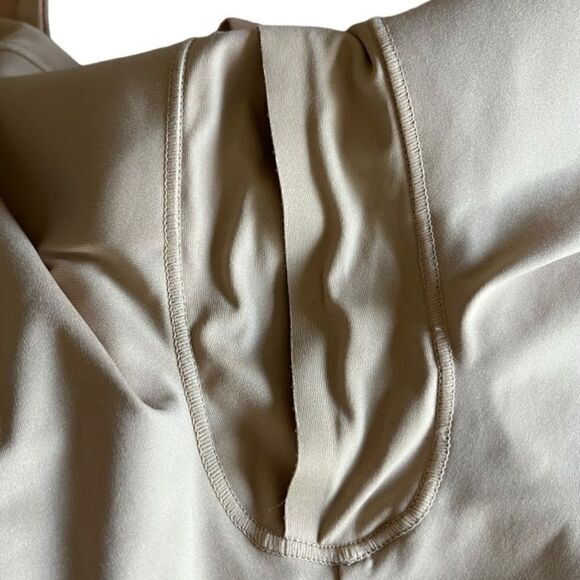 Honeylove Mid Thigh Shapewear - Picture 10 of 10